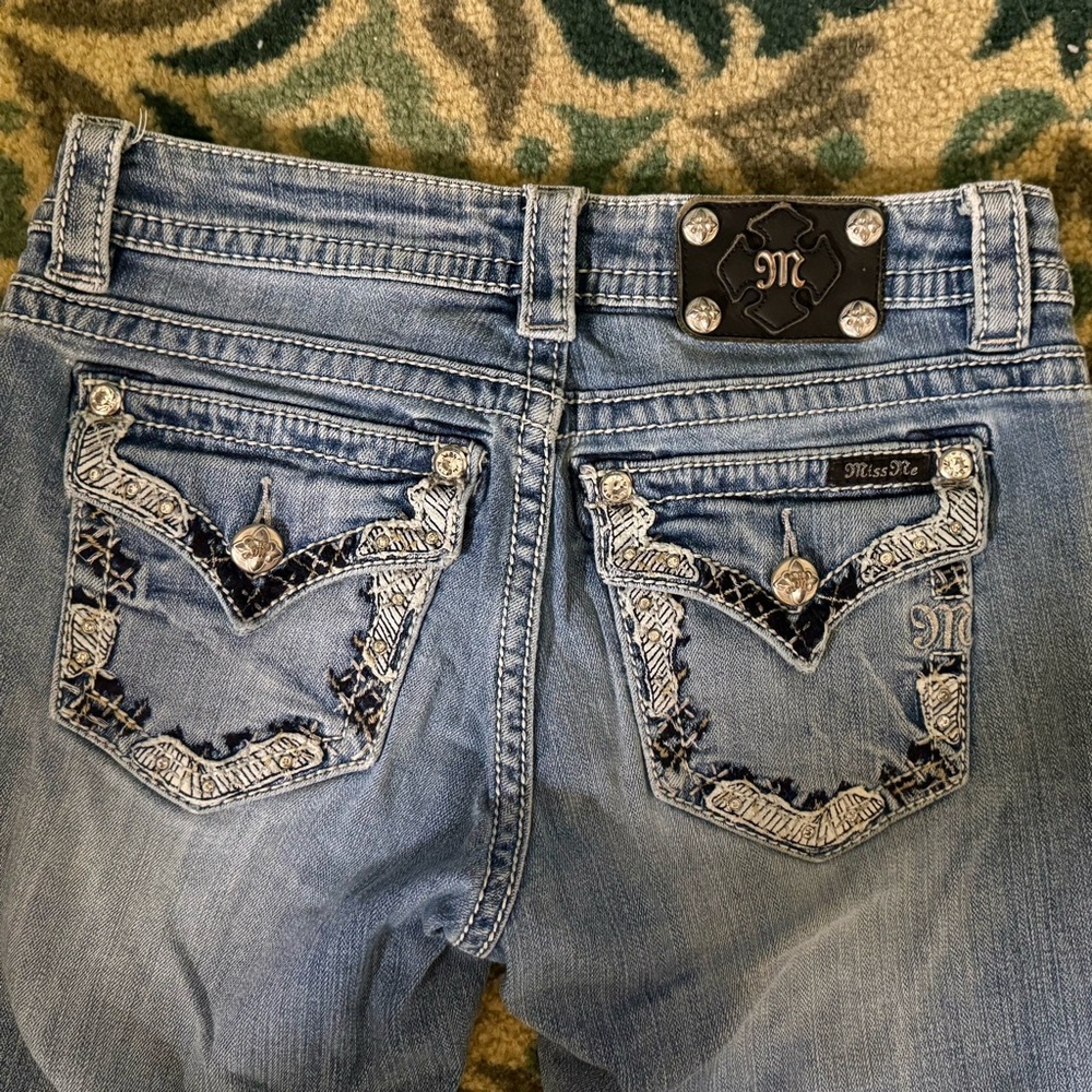 Women’s Miss Me Light Wash Relaxed Boot Stretch Jeans 27